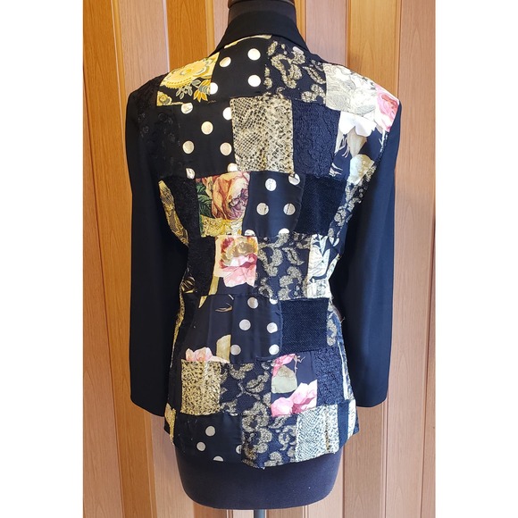 Delah size M/P black & gold vintage  blazer - Picture 4 of 16